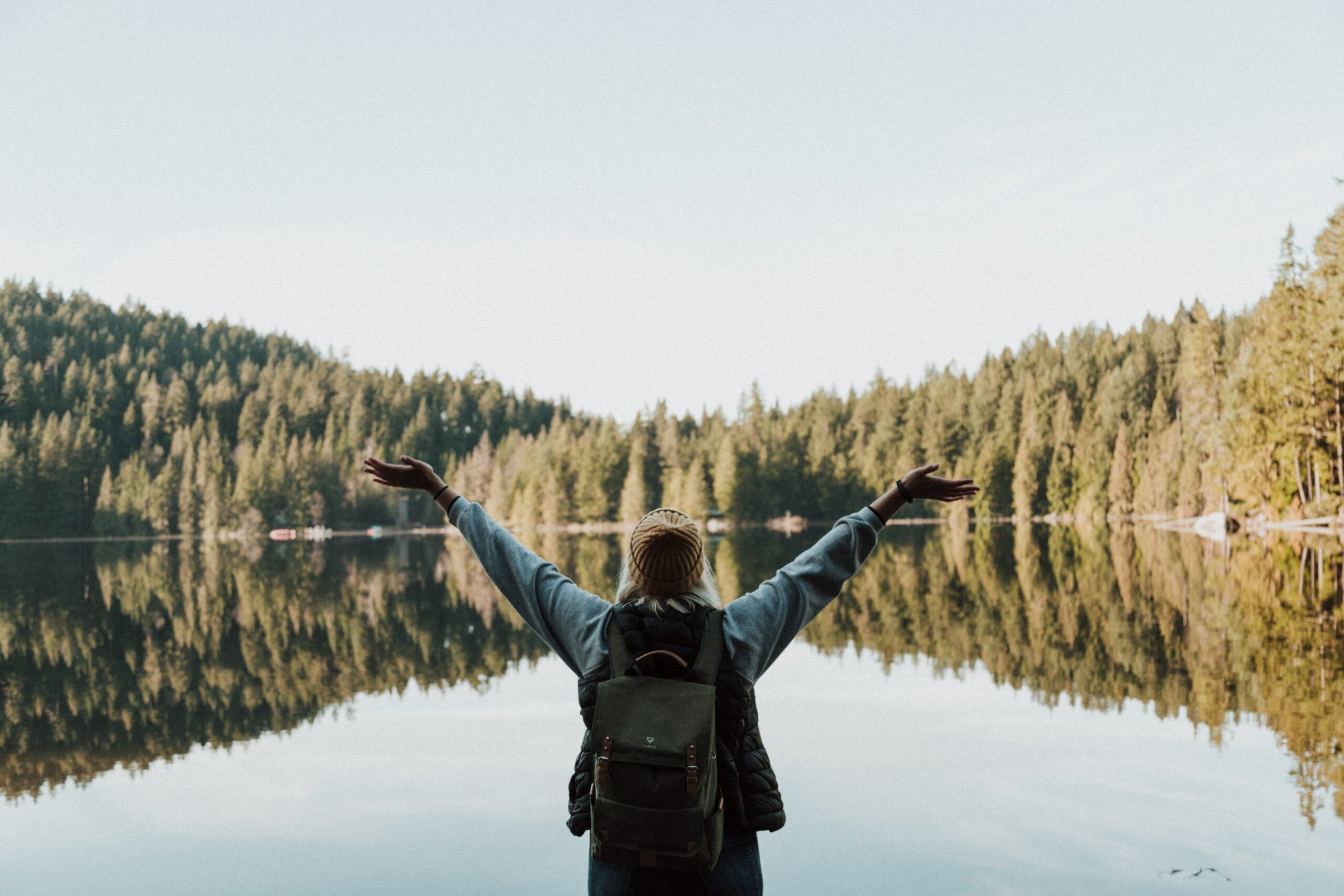 priscilla-du-preez-1292717-unsplash seance de coaching thérapeutique, un homme et une femme, ris tout deux